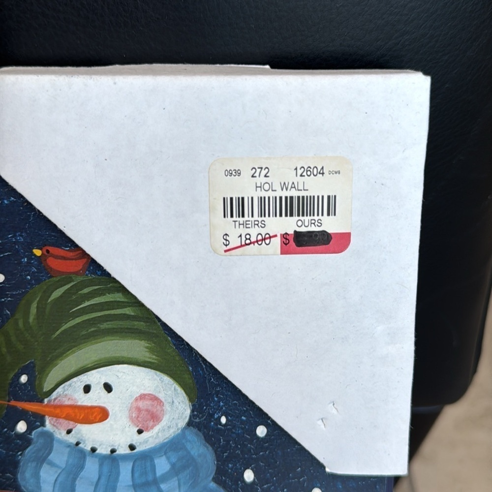NWT two snowman Christmas wooden plaques Blue White and Green Red - Picture 5 of 8